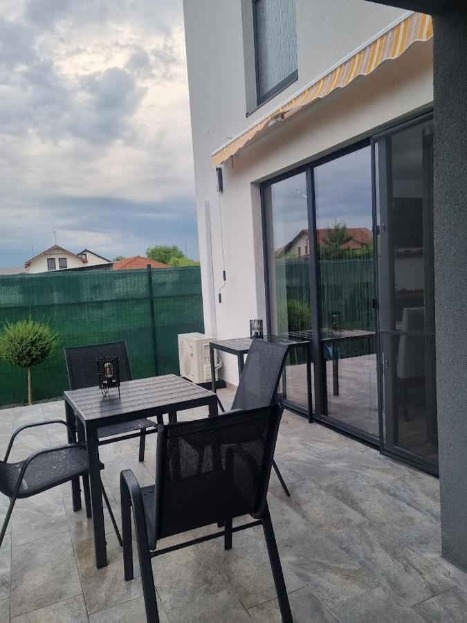 Armina'S Residence Újszentes Kültér fotó